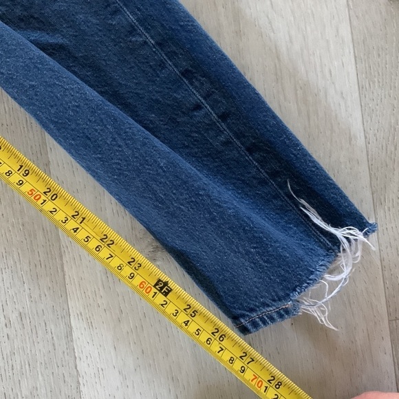 American Eagle High Rise Distressing Mom‎ Jeans Size 6 medium Wash Boho Ripped - Picture 8 of 12